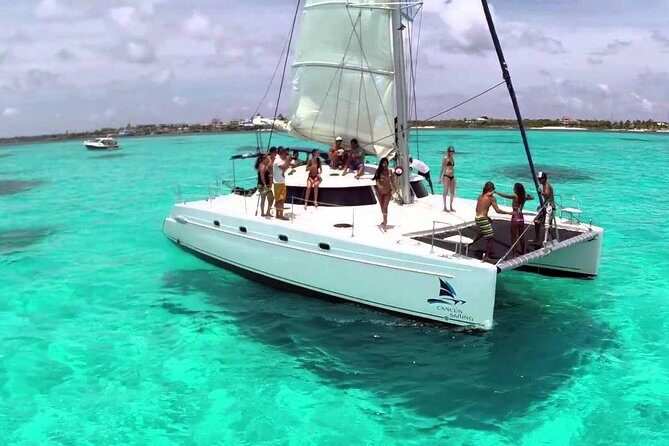 Isla Mujeres tour in a Catamaran with snorkel, open bar, lunch - What your Isla Mujeres time should look like