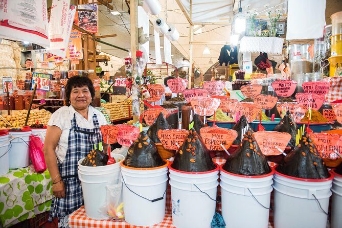 Journey Through La Merced - Pacing in a chaotic place: how the guide keeps the energy manageable