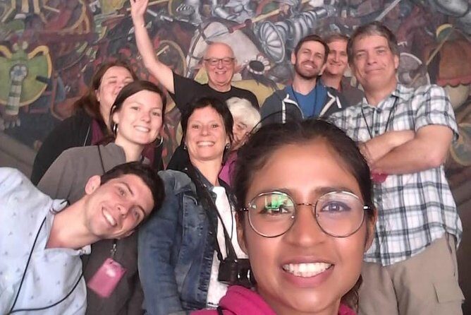 La Catrina & Muralism: Diego Rivera’s Legacy & Frida Kahlo - Guides and Storytelling: The Human Part of Mural Art
