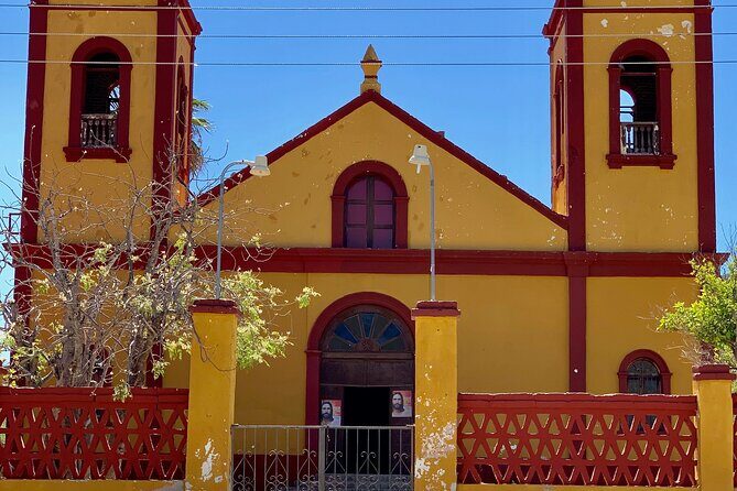 La Paz Tour, Historical City, Beach, Colonial and Beautiful scenery on the way! - Small group, bilingual guide, and a route with variety