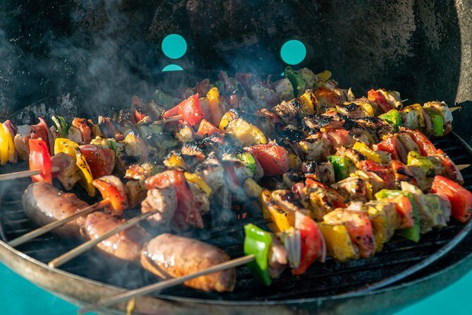 Laguna Grill - Private Boat with on-board BBQ and Drinks Included - On-board BBQ, guacamole, and the included drinks plan