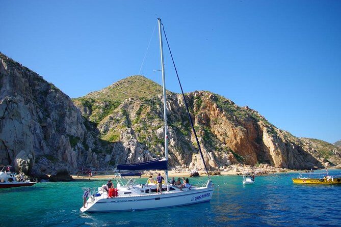 Lands End Luxury Sail and Snorkel Cruise in Cabo San Lucas - Open bar and lunch on board: where the real value hides