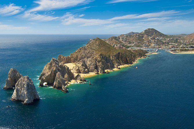 Land's End Sightseeing Boat Tour in Los Cabos - Getting started at Medano Beach: instructions, life vest, and real safety basics