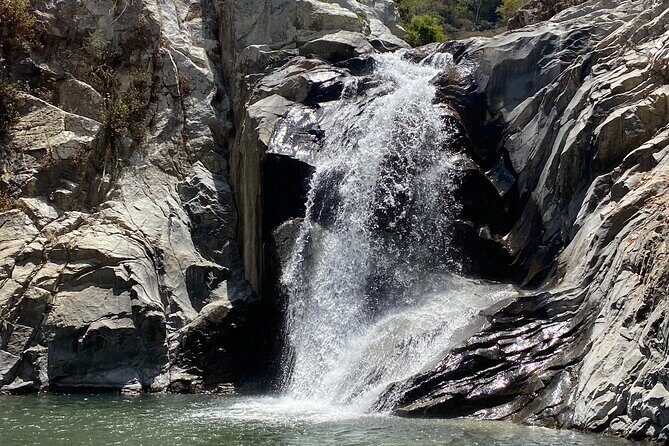Las Ánimas to Quimixto Waterfall Half-Day Hiking Tour - The jungle hike along Bahía de Banderas Bay to Quimixto