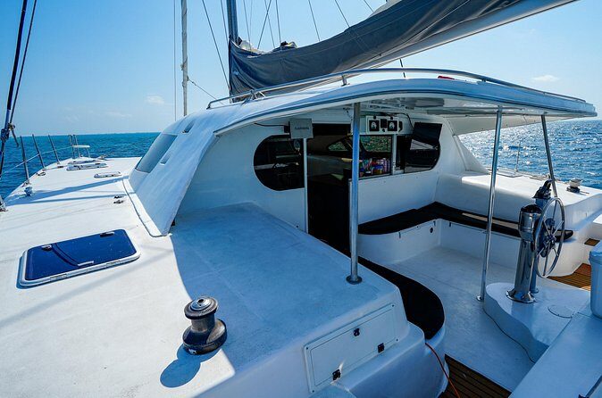 Laura Catamaran Private Tour to Isla Mujeres - Isla Mujeres walking time: do it on foot, not on autopilot