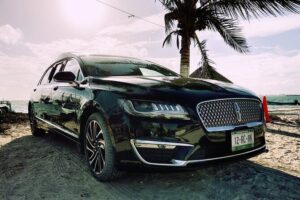 Lincoln Strecth Limousine with Wi Fi on board - Getting From Cancun to Playa del Carmen: Timing and What Can Slow You Down