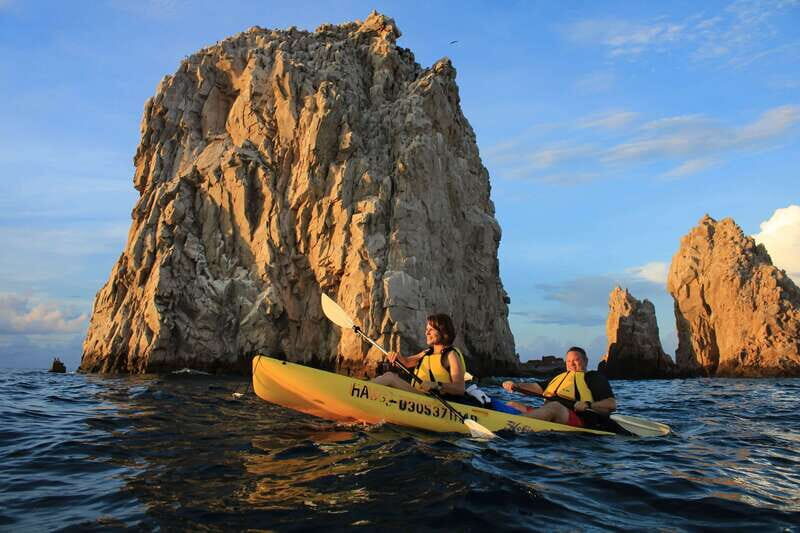 Los Cabos: Kayak to The Arch & Snorkel + Transport & Photos - Lovers Beach and the Pacific viewpoint at Divorce Beach