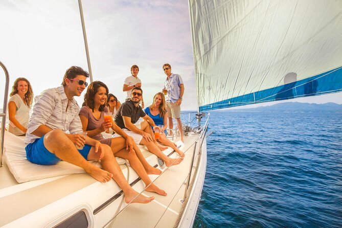 Los Cabos Luxury Sunset Sail with Light Appetizers and Open Bar - Hotel pickup: the part you must not treat casually