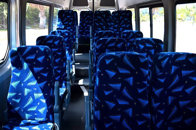 Los Cabos Shared Shuttle One-Way Hotels Only - Finding the Driver Fast: Yellow Shirts, Umbrellas, and the Right Exit
