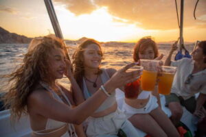 Los Cabos: Sunset Boat Tour to the Arch and Sea Lions - Price and value: $40 for the Arch, sea lions, and guided stops