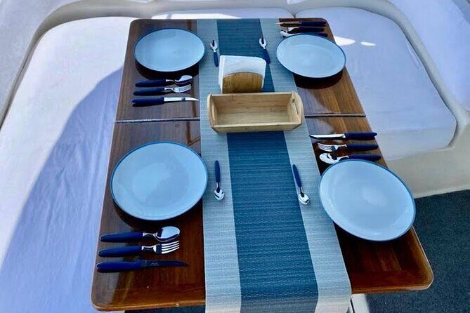 Los Cabos Yacht Adventure - Arch, Snorkel, Lunch, Drinks 1-18ppl - Meeting at the Marina Dock (No Hotel Pickup) and What to Do Next