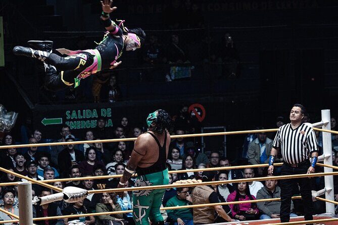 Lucha Libre Tour at the Arena Coliseo de Guadalajara as a local - Key Things You’ll Notice on This Lucha Libre Tour