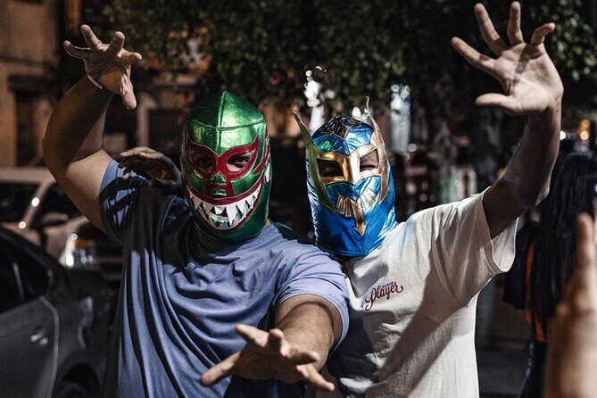 Lucha Libre Tour at the Arena Coliseo de Guadalajara as a local - Meeting Point in Zona Centro: Where the Night Starts