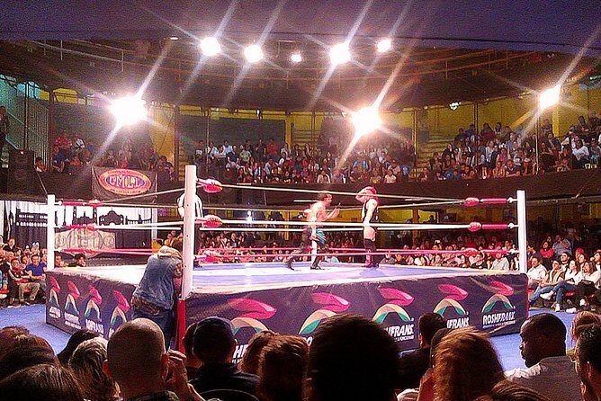 Lucha Libre wrestling show, tacos and beer with artist - Mercado de Artesanías La Ciudadela: Your Taco Primer Before the Arena