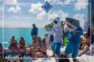 Luxury Catamaran tour to Isla Mujeres with Transportation from Cancun - Pickup and transfers: smooth when you’re on time