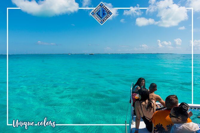 Luxury Catamaran tour to Isla Mujeres with Transportation from Cancun - Group size and English: how to manage expectations