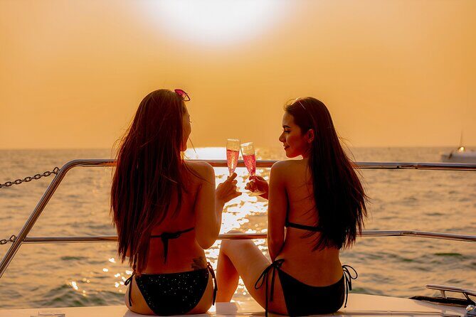 Luxury Sunset Sailing Cruise in Cancun with Light Dinner and Open Bar - Key things that matter before you go