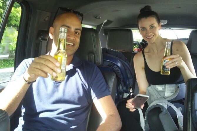 Luxury SUV arrivals from Cancun Airport one way - Why a private Cancun Airport SUV saves real time