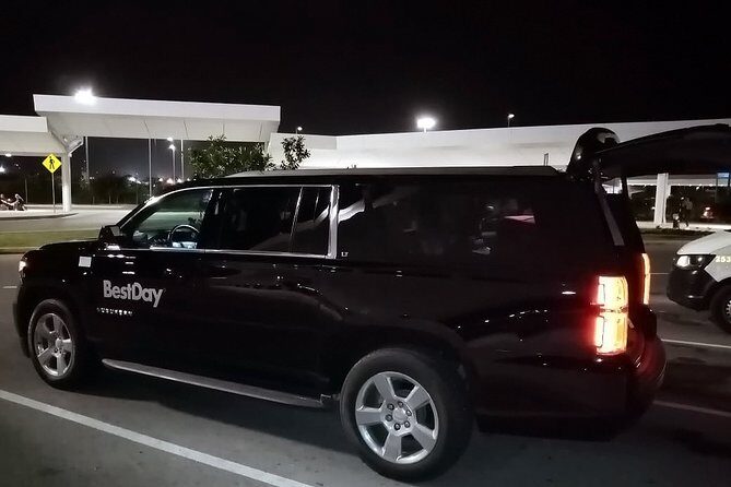 Luxury SUV Private Transfer R/T-Airport-Hotel-Airport- Playa del Carmen - Return Trip to Cancun Airport: Plan for the One Moment That Matters