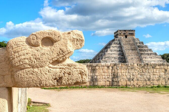 Luxury Tour to Chichen Itza and 2 Cenote - From Tulum - Cenote Hubiku and buffet lunch: cooldown in the enclosed vibe