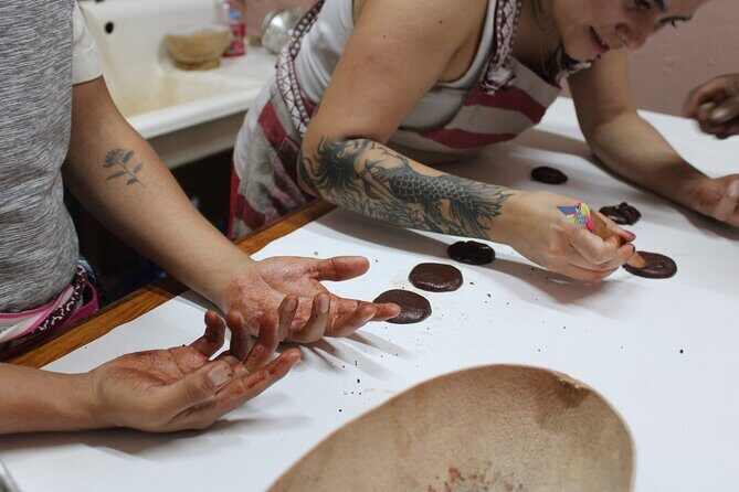 Make Your Own Chocolate with Oaxacan Tradition Private Class - The 2.5-hour flow: from cacao seeds to your final drink