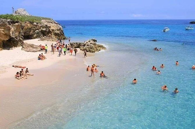 Marietas Islands Snorkeling Tour - Puente de Piedra and bird watching on the first island