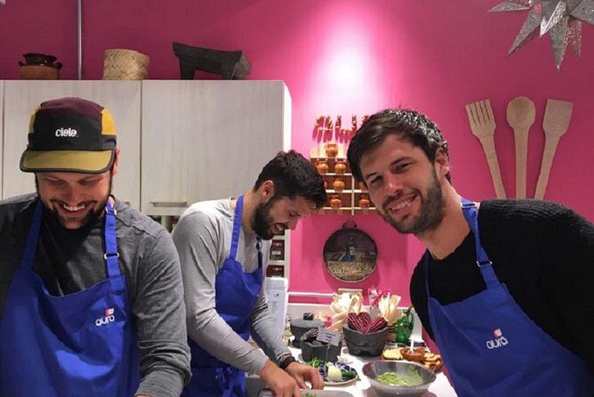 Mastering Mexican Salsas Cooking Class and Market Tour - The Aroma Start: Aura Cocina Mexicana in Roma Norte