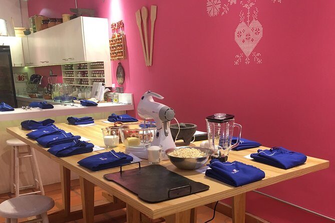 Mastering Mexican Salsas Cooking Class and Market Tour - What You Eat: Tacos, Appetizers, and Drinks That Make It a Meal