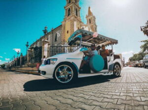 Mazatlan: City Tour in a Traditional "Pulmonia" Open-Air Car - Plazuela Machado to the Cathedral: the “old Mazatlán” loop
