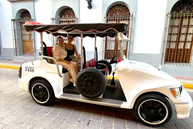 Mazatlan Pulmonia Experience - Plaza Machado and the Angela Peralta Theater: Old Mazatlán in Neoclassical Form