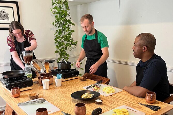 Medellín Market Tour, Cooking Class and 3-course Mexican Feast - Roma’s Mercado de Medellín: where flavors start