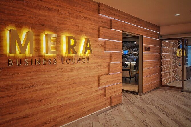 Mera VIP Lounge at Cancun International Airport - Your lounge window: 3 hours international, 2 hours domestic