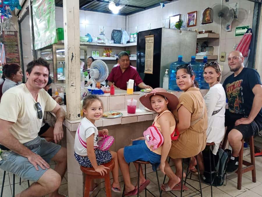 Mérida: Food tour of typical Yucatecan cuisine. - Starting on 56th Street: The Easy-Flow Begin