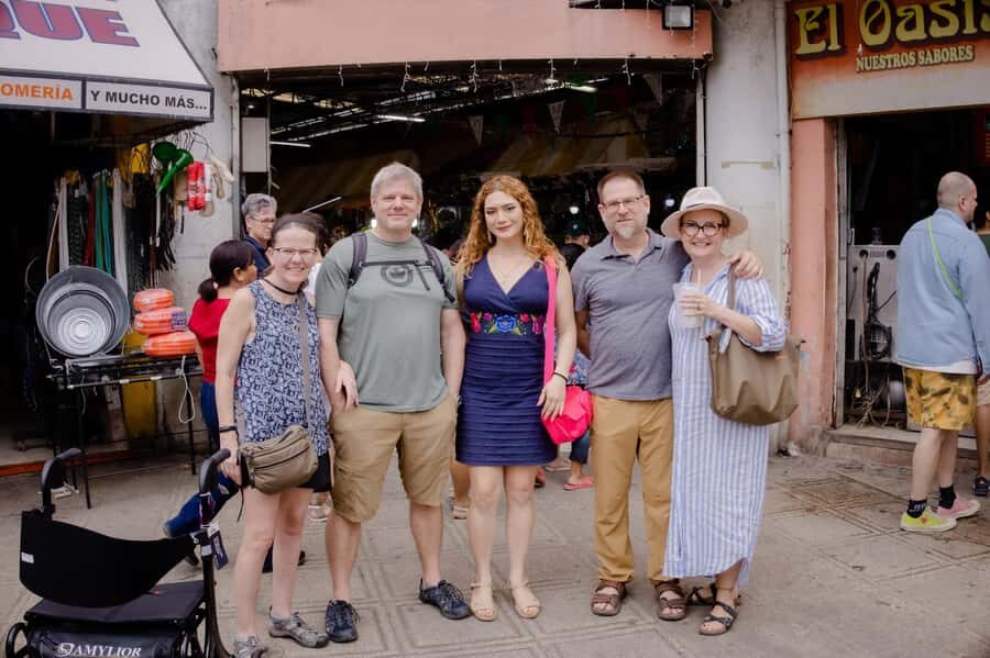 Mérida: Food tour of typical Yucatecan cuisine. - How the Expert Guide Makes Market Food Feel Safe and Fun