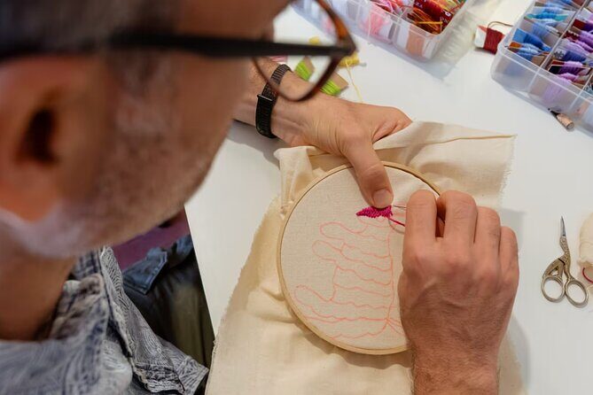 Merida: Mexican Embroidery Workshop - Otomi and Maya Yucatecan patterns: why the lesson feels more meaningful