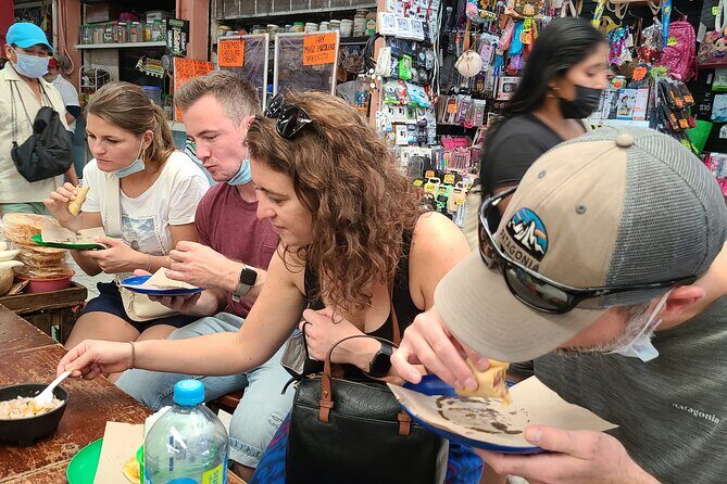 Merida Street Food Walking Tour - Key things you’ll notice right away