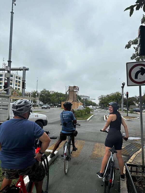 Mérida: The E-bike tour with history and culture - Starting at Paseo Montejo: where the tour takes shape