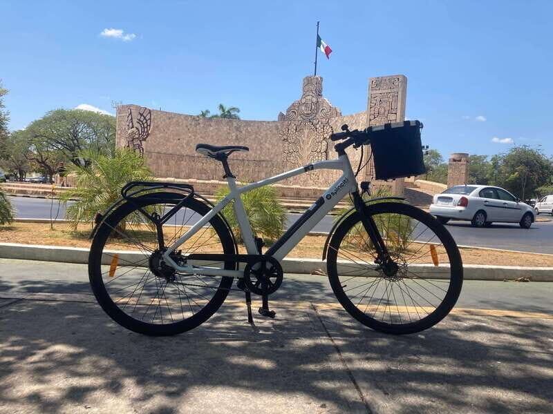 Mérida: The E-bike tour with history and culture - The guide factor: how the stories land while you ride