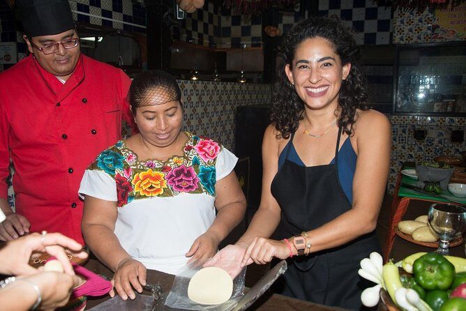 Mexican Cooking Class with fresh Local Market ingredients selection and transpor - Mercado 23: Your ingredient shopping lesson in Cancun