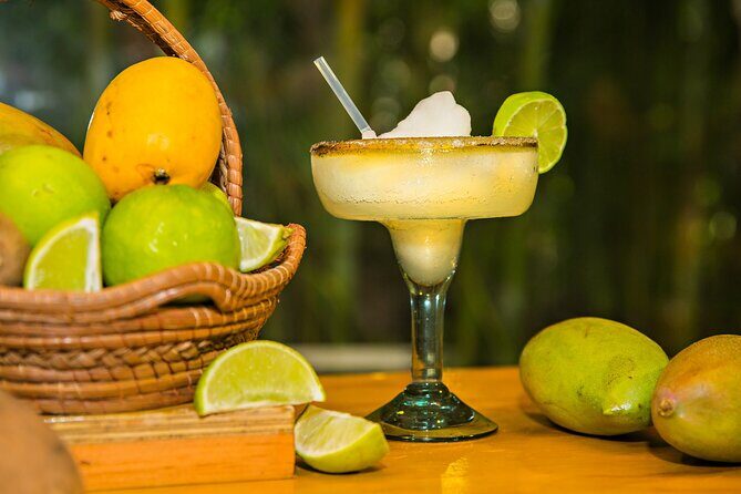 Mexican Lucha Libre Experience in Cozumel, Tacos and Margaritas - Barriecito grounds and shopping: more than just the arena