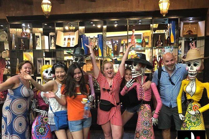 Mexican Street Food Crawl in Playa del Carmen - Meeting downtown: where this Playa del Carmen food tour starts