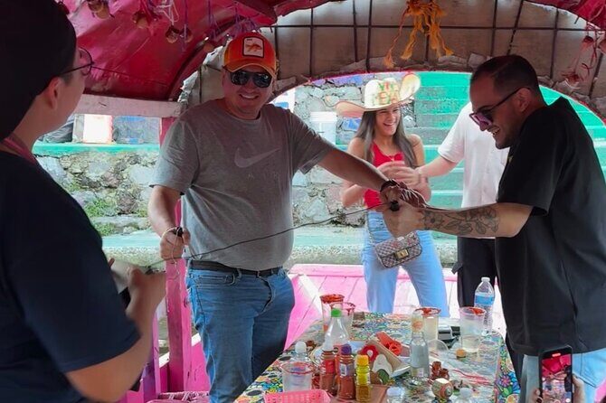 Mexico City Canals by Boat with Live Commentary with Meal Drinks - What to expect on board: the crew role on crowded canals