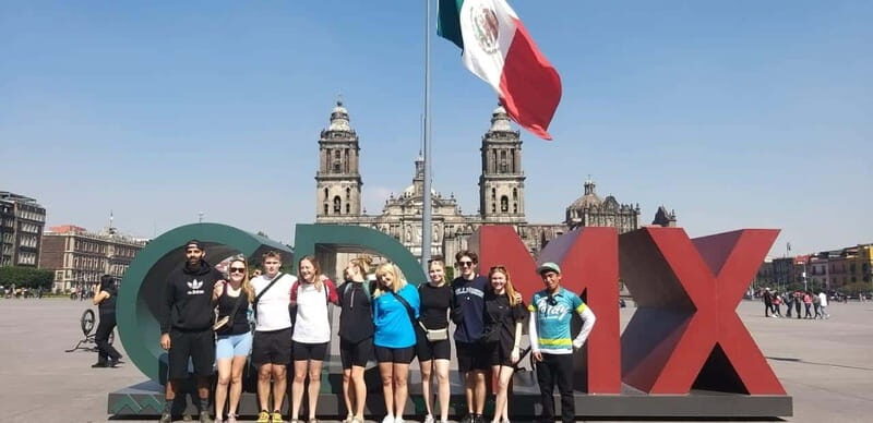 Mexico City: Chapultepec & Reforma Historic Bike Experience - Chapultepec Castle: the only real castle in America