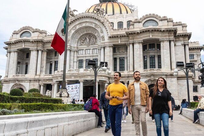 Mexico City Custom Private Tour with a Local, Highlights & Hidden Gems - Palacio de Bellas Artes: Why the Building Matters as Much as the Art