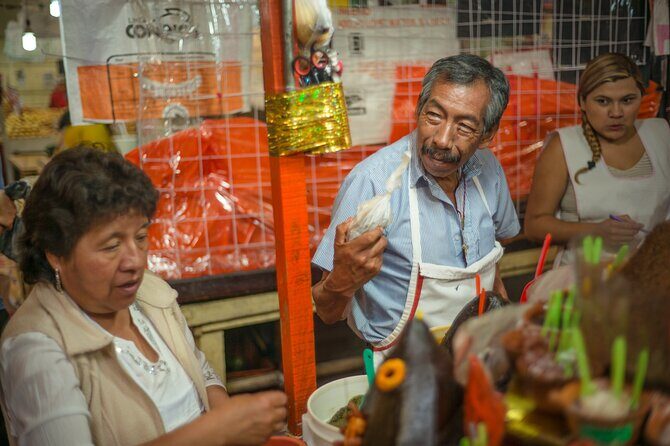 Mexico City deep tour through La Merced and iconic markets - Abelardo L. Rodriguez Murals and the Art-Market Pause