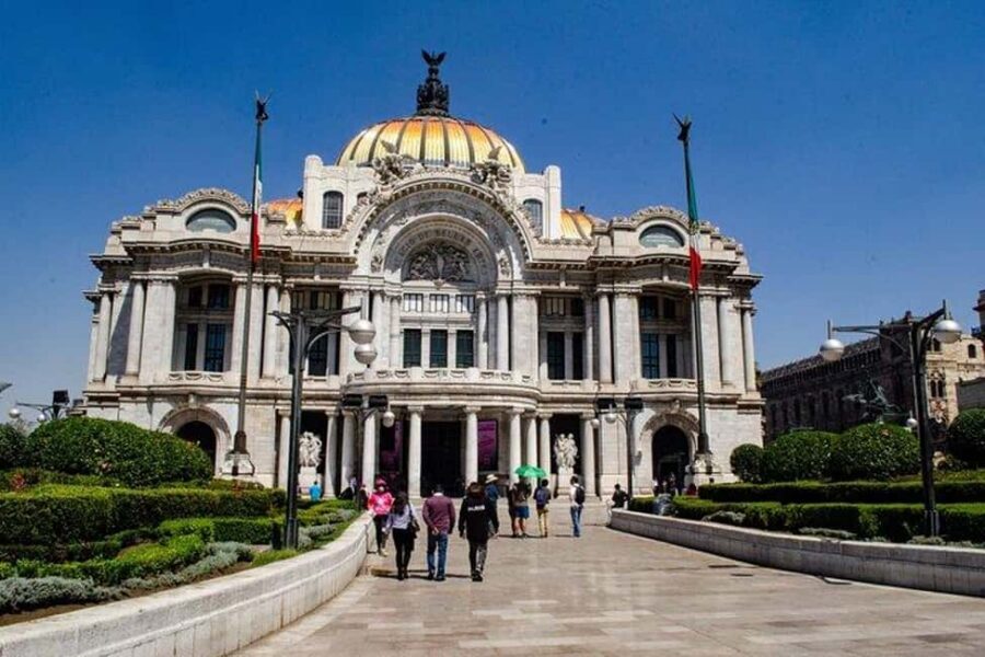 Mexico City: Exclusive Tour of Palacio de Bellas Artes - What to bring (and what not to bring)