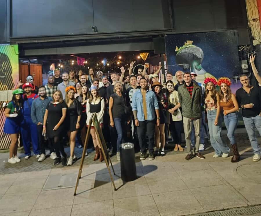 Mexico City: Guided Pub Crawl with Party Games - The Group Experience: Why This Works Even If You Go Solo