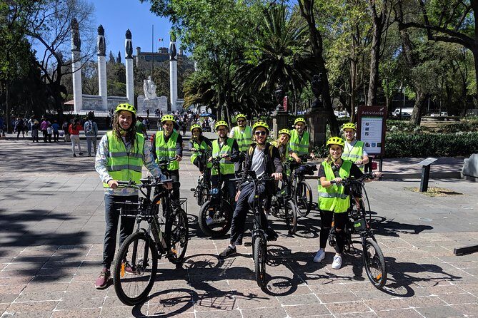 Mexico City Highlights E-Bike Tour With Foodie Stops - Stop 1: Chapultepec Forest by e-bike (monuments, fountains, and stories)
