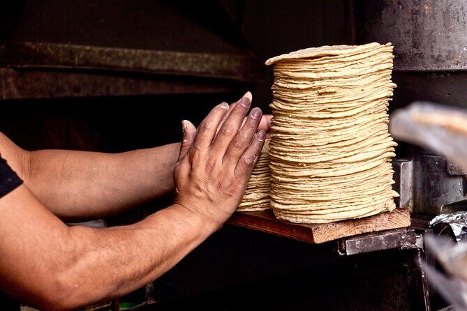 Mexico City Historical Centre Food Tour with 7 Authentic Tastings - Templo Mayor Museum Area and the Zócalo: History Without the Museum Hangover