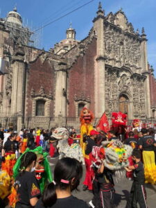 Mexico City: Historical walking tour of Tenochtitlan - Meeting at Centro Cultural España and orienting to Tenochtitlan